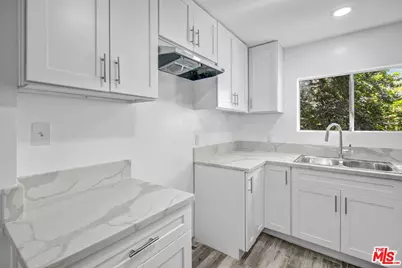 425 N Eastern Ave, Los Angeles, CA 90022 - Photo 31