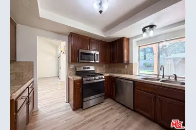 1138 Encantadora Ln, Lancaster, CA 93535 - Photo 7