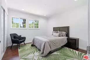 22842 Hatteras St, Woodland Hills, CA 91367 - Photo 45