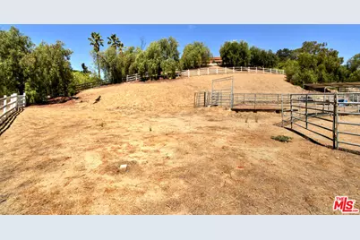 24926 Jim Bridger Rd, Hidden Hills, CA 91302 - Photo 25