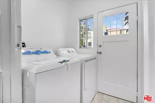 1185 S Tremaine Ave, Los Angeles, CA 90019 - Photo 41