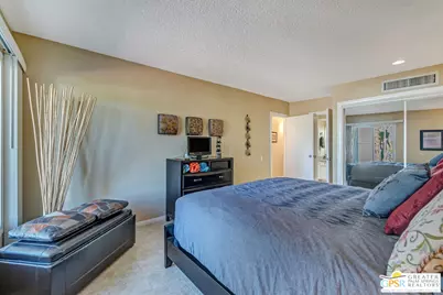1655 E Palm Canyon Dr #208, Palm Springs, CA 92264 - Photo 11