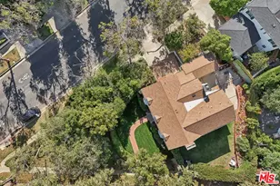 10575 Lindbrook Dr, Los Angeles, CA 90024 - Photo 53
