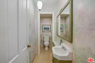 10575 Lindbrook Dr, Los Angeles, CA 90024 - Photo 33