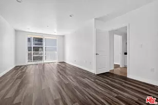3740 Santa Rosalia Dr, Los Angeles, CA 90008 - Photo 3