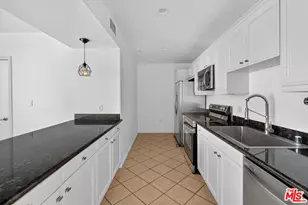 3740 Santa Rosalia Dr, Los Angeles, CA 90008 - Photo 3