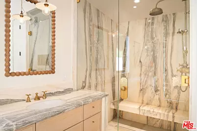 3640 Mandeville Canyon Rd, Los Angeles, CA 90049 - Photo 23