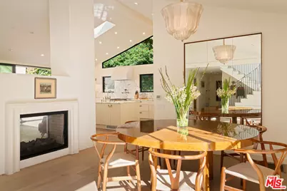 3640 Mandeville Canyon Rd, Los Angeles, CA 90049 - Photo 5