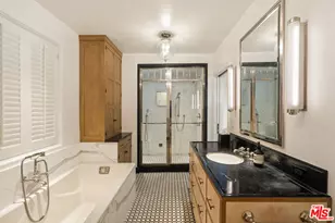 8836 Evanview Dr, West Hollywood, CA 90069 - Photo 23