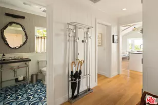 8836 Evanview Dr, West Hollywood, CA 90069 - Photo 19