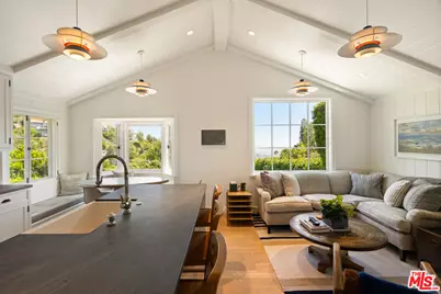 8836 Evanview Dr, West Hollywood, CA 90069 - Photo 13