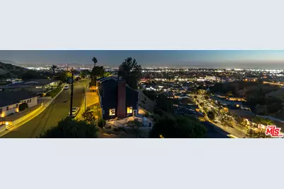 8471 Vine Valley Dr, Los Angeles, CA 91352 - Photo 63