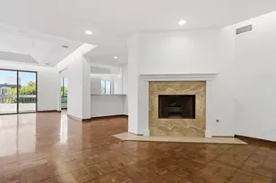 1220 Roxbury Dr, Los Angeles, CA 90035 - Photo 11
