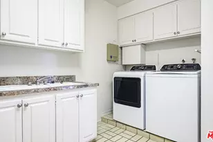 1220 Roxbury Dr, Los Angeles, CA 90035 - Photo 43