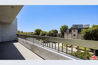 1220 Roxbury Dr #302, Los Angeles, CA 90035 - Photo 13