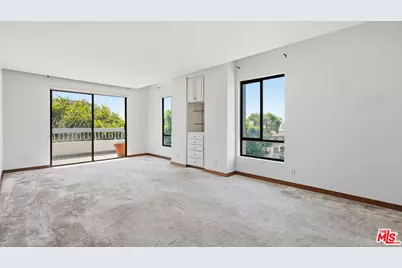 1220 Roxbury Dr #302, Los Angeles, CA 90035 - Photo 23