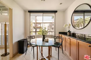 121 S Palm Dr, Beverly Hills, CA 90212 - Photo 19