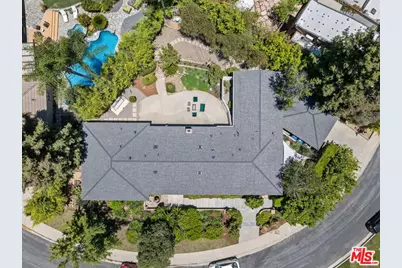 4642 Cerrillos Dr, Woodland Hills, CA 91364 - Photo 17
