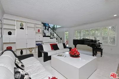 11944 Briarvale Lane, Studio City, CA 91604 - Photo 15