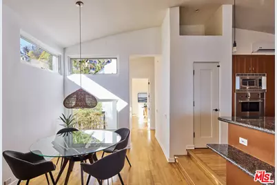 3885 Rambla Orienta, Malibu, CA 90265 - Photo 15