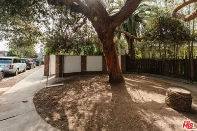 703 Marco Pl, Venice, CA 90291 - Photo 27