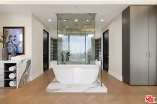 1754 Clear View Dr, Beverly Hills, CA 90210 - Photo 21