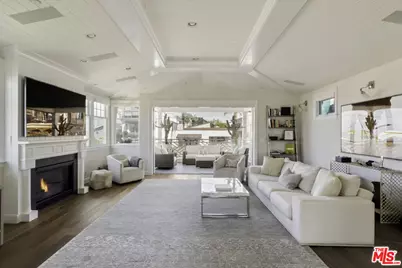636 12th St, Manhattan Beach, CA 90266 - Photo 5