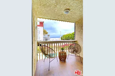 22 Navy St #205, Venice, CA 90291 - Photo 1