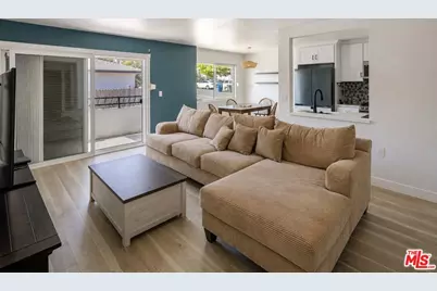 785 W 19th St #6, San Pedro, CA 90731 - Photo 3