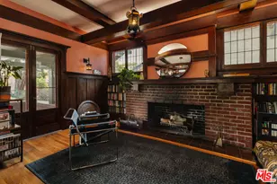 2915 S Budlong Ave, Los Angeles, CA 90007 - Photo 11