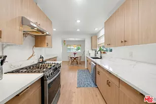 2936 S Harvard Blvd, Los Angeles, CA 90018 - Photo 13