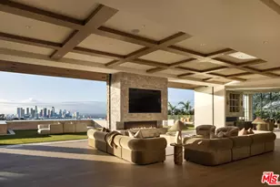 1360 Laurel Way, Beverly Hills, CA 90210 - Photo 17