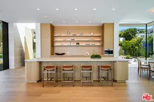 9016 Thrasher Ave, Los Angeles, CA 90069 - Photo 13