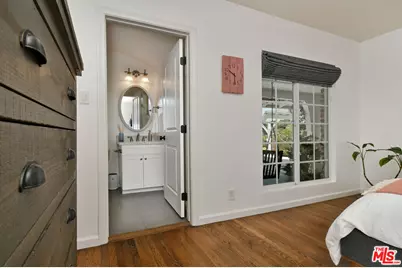 13006 Magnolia Blvd, Sherman Oaks, CA 91423 - Photo 35