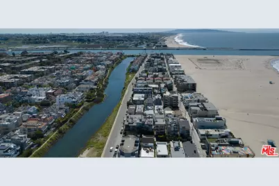 16 Quarterdeck St #301, Marina del Rey, CA 90292 - Photo 23