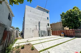 142 E 84th St, Los Angeles, CA 90003 - Photo 5