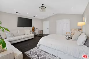 5018 S Chariton Ave, Los Angeles, CA 90056 - Photo 13