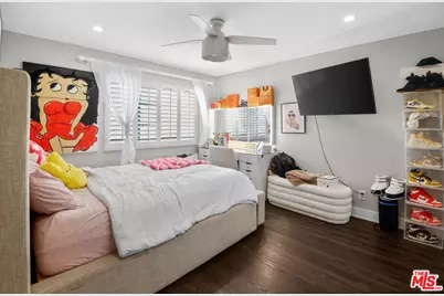 5018 S Chariton Ave, Los Angeles, CA 90056 - Photo 21