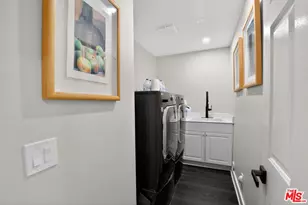 5018 S Chariton Ave, Los Angeles, CA 90056 - Photo 23
