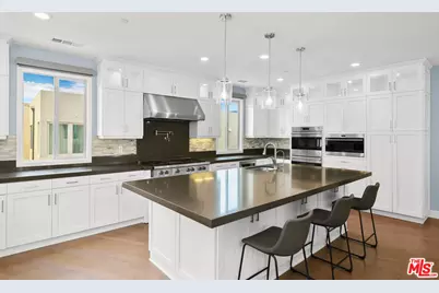 116 Catalyst, Irvine, CA 92618 - Photo 25