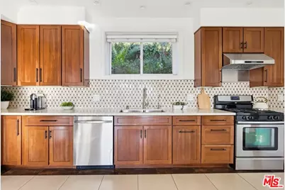 1526 Parmer Ave, Los Angeles, CA 90026 - Photo 9