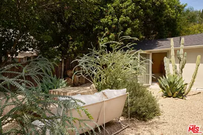 404 N Avenue 52, Los Angeles, CA 90042 - Photo 33