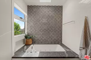 2700 Glendower Ave, Los Angeles, CA 90027 - Photo 31