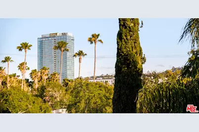 6075 Hargis St, Los Angeles, CA 90034 - Photo 41