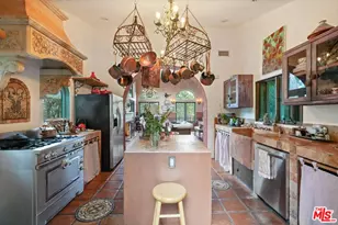 754 Basin Dr, Topanga, CA 90290 - Photo 19