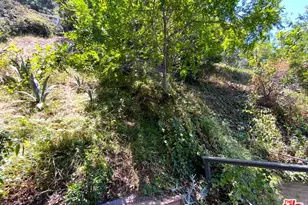 8462 Kirkwood Dr, Los Angeles, CA 90046 - Photo 45