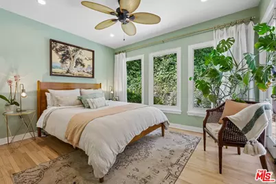 3095 Passmore Dr, Los Angeles, CA 90068 - Photo 29