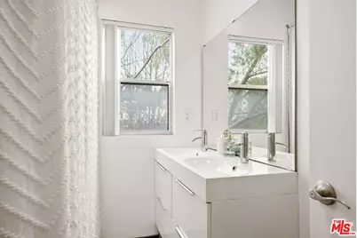 3324 Hamilton Way, Los Angeles, CA 90026 - Photo 5