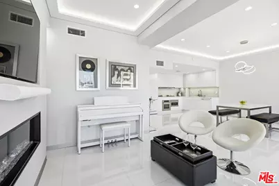 10501 Wilshire Blvd #1007, Los Angeles, CA 90024 - Photo 9