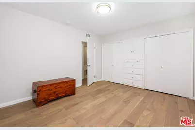 6204 S Corning Ave, Los Angeles, CA 90056 - Photo 31